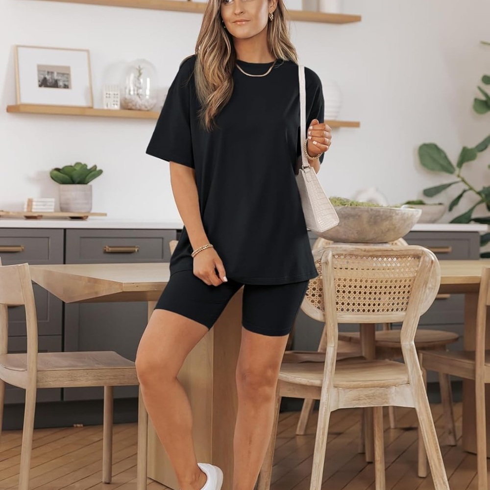 Chic Black Short Sleeve Women's Tee with biker shorts